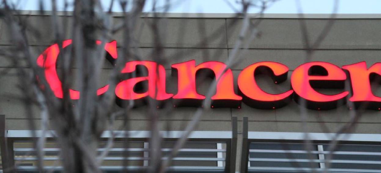 Meme kanseri Nedir?  Belirtileri nelerdir? Meme kanseri tedavisi nasıl olur?