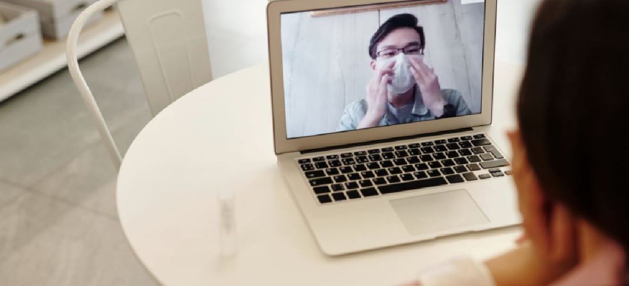  Omicron bulaşanların hastaneye kaldırılma riski Delta varyantından az