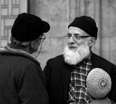Yaşlı İnsanların Hayattaki Yeri, Önemi ve Tavsiyeleri