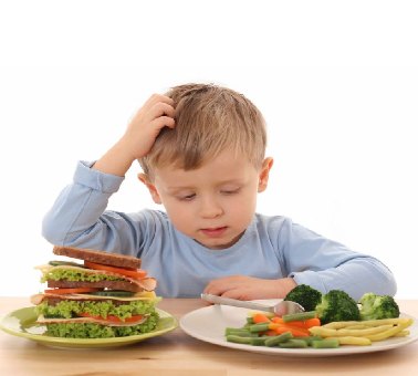 Boyum kısa diye üzülme! Bu yiyecekleri tüketen çocuklar daha uzun oluyor